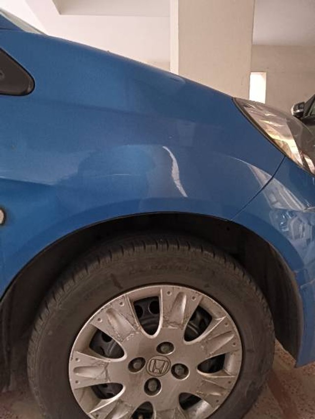 Second-hand 2012 Honda Brio S MT for sale in North 24 Parganas-10