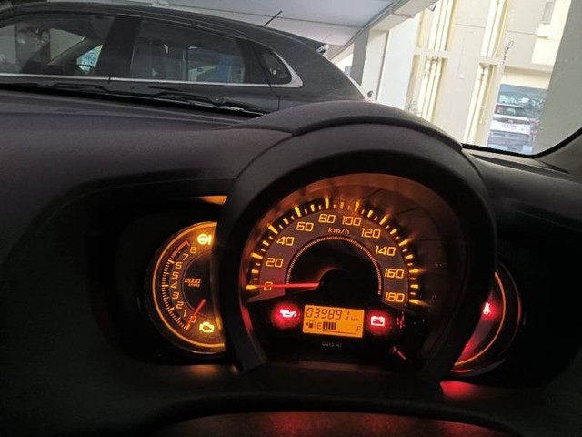 Second-hand 2012 Honda Brio S MT for sale in North 24 Parganas-2