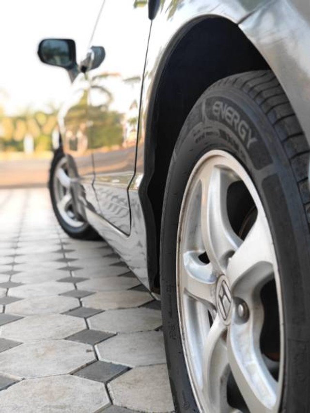 Second-hand 2010 Honda Civic 1.8 V MT for sale in Nashik-6