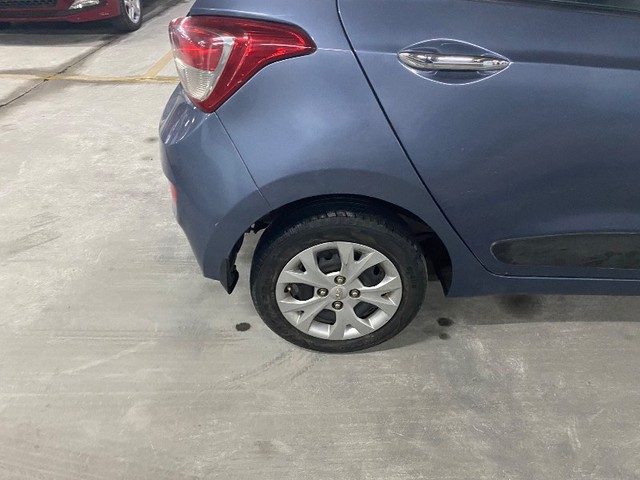 Hyundai Grand i10 Sportz Second-hand 2014 Hyundai Grand i10 Sportz for sale in Ranga reddy-4