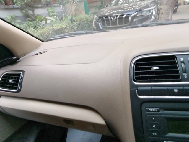 Second-hand 2012 Skoda Rapid 1.6 MPI Ambition for sale in Bangalore-5