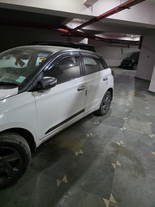 Second-hand 2018 Hyundai i20 1.4 Sportz for sale in Gorakhpur-6