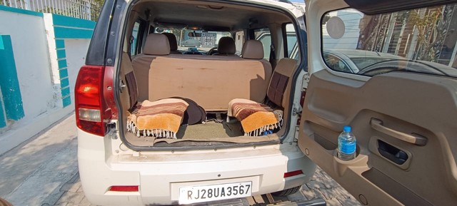 Second-hand 2016 Mahindra TUV 300 T6 Plus for sale in Baran-3