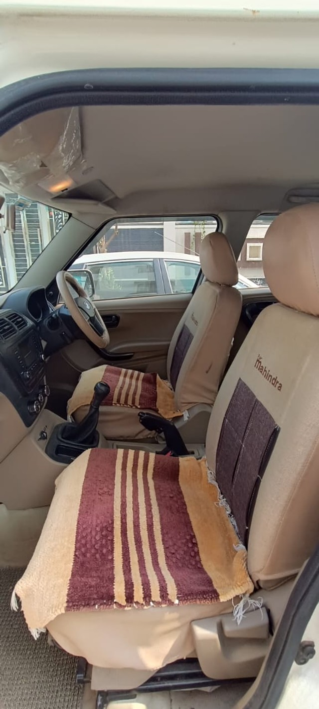 Second-hand 2016 Mahindra TUV 300 T6 Plus for sale in Baran-0