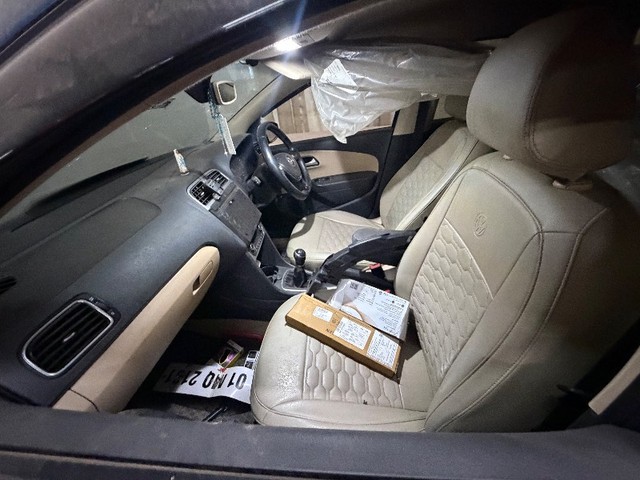 Volkswagen Ameo 1.2 MPI Highline Second-hand 2017 Volkswagen Ameo 1.2 MPI Highline for sale in Bangalore-9