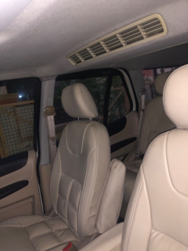 Second-hand 2013 Tata Safari Storme EX for sale in Gwalior-6