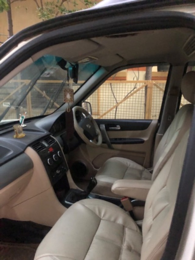 Second-hand 2013 Tata Safari Storme EX for sale in Gwalior-5