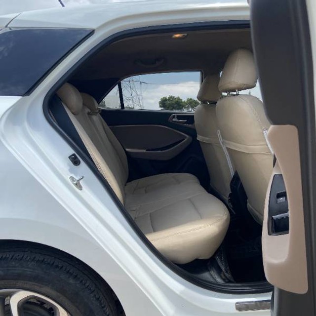 Second-hand 2019 Hyundai i20 Asta Option CVT BSIV for sale in Kengeri-4