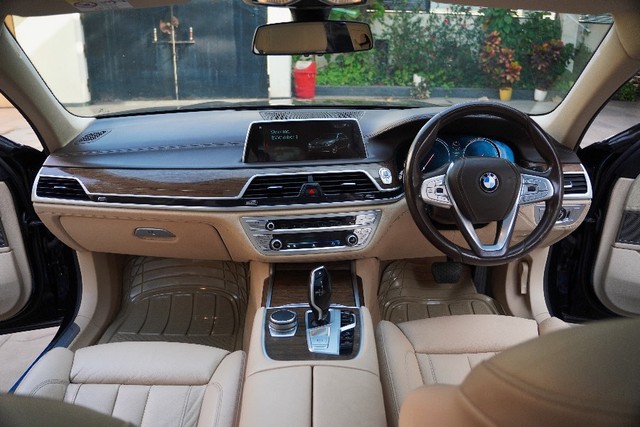Second-hand 2019 BMW 7 Series 730Ld DPE Signature for sale in Raipur-5