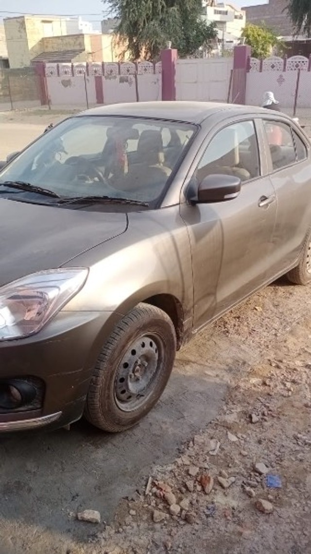 Second-hand 2018 Maruti Swift Dzire AMT VXI for sale in Bikaner-2