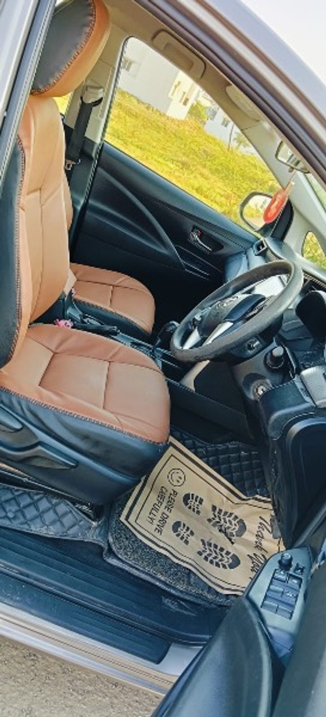 Second-hand 2019 Toyota Innova Crysta 2.8 GX AT BSIV for sale in Bangalore-6