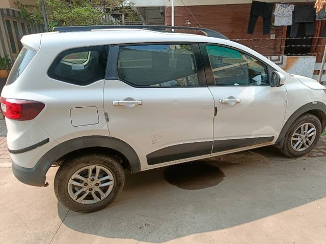 Second-hand 2020 Renault Triber RXT BSIV for sale in Vadodara-4