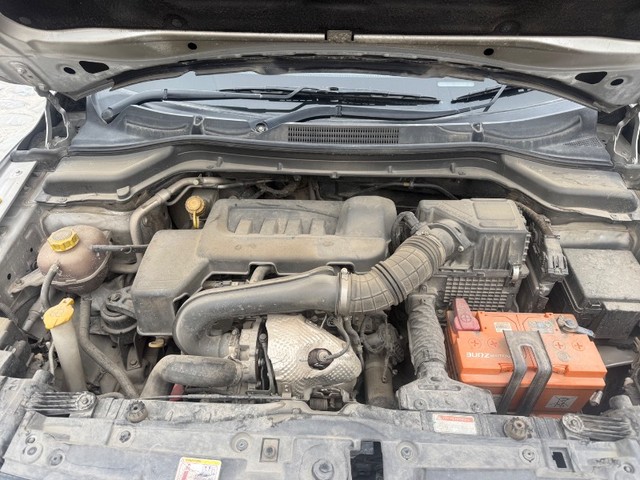 Second-hand 2021 Mahindra XUV300 W8 Diesel BSVI for sale in Una-3