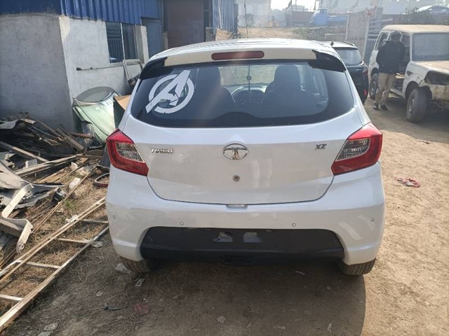 Second-hand 2019 Tata Tiago XZ for sale in Samastipur-2