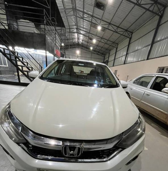 Second-hand 2017 Honda City i DTec VX for sale in Hassan-2