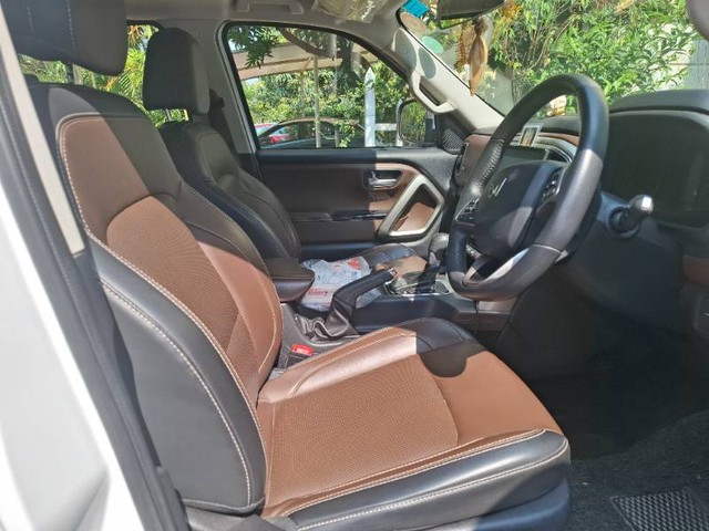 Second-hand 2023 Mahindra Scorpio N Z8L 6 Str AT 2023-2025 for sale in Moosapet-4