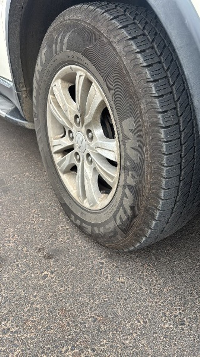 Second-hand 2013 Mahindra Ssangyong Rexton RX7 for sale in Kanchipuram-1