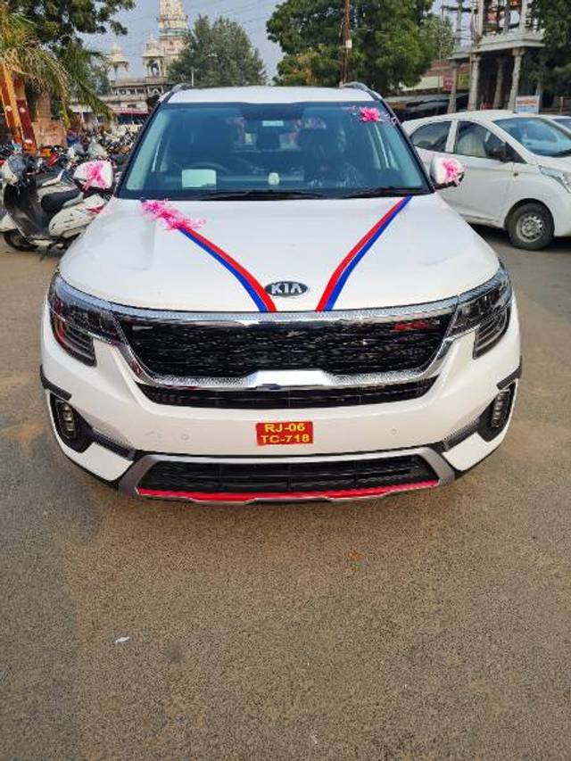 https://images10.gaadi.com/usedgaadi-sellcar/UsedCar/a6440a4e-57c0-4761-a731-ac3c5962aa0f/4a1ab336-da9e-4df6-ae5f-09d9935202c2.JPG?imwidth=6400