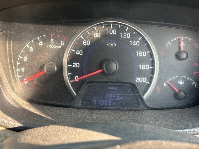 Second-hand 2015 Hyundai Grand i10 Sportz for sale in Udaipur-2