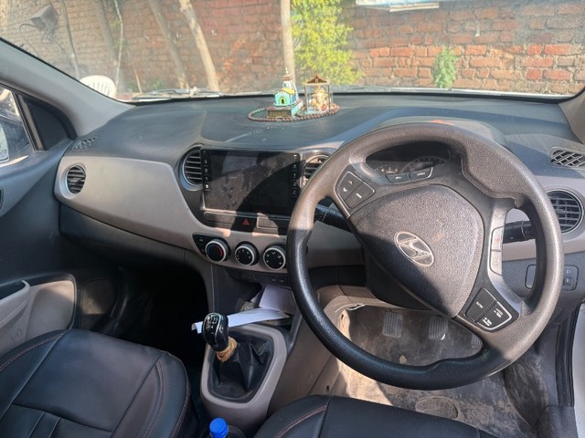 Second-hand 2015 Hyundai Grand i10 Sportz for sale in Udaipur-5