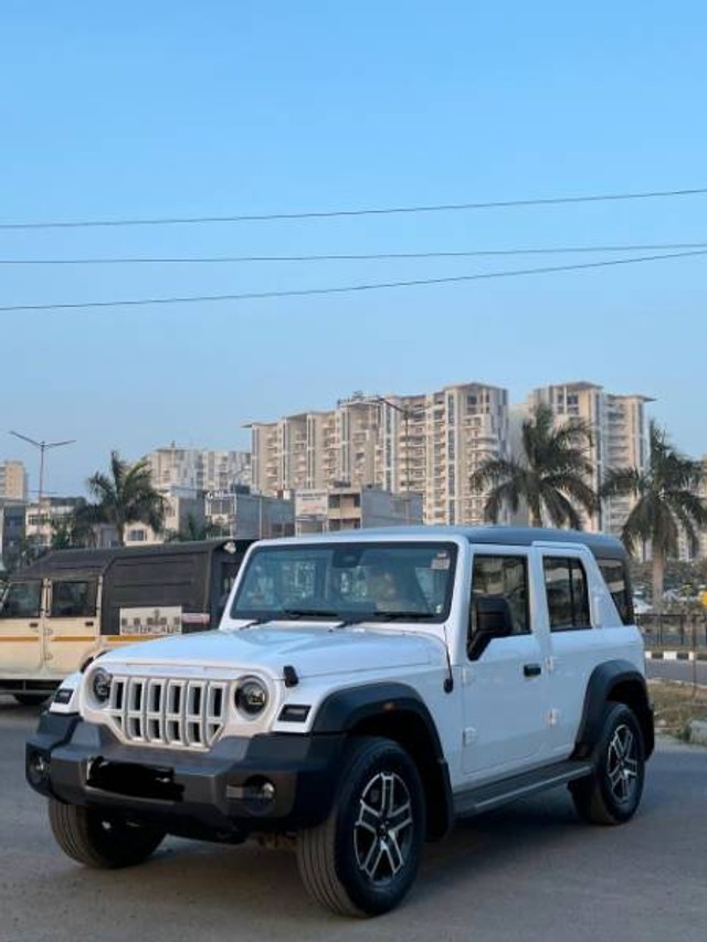 Second-hand 2025 Mahindra Thar LXT 4WD Diesel AT for sale in Mohali-6