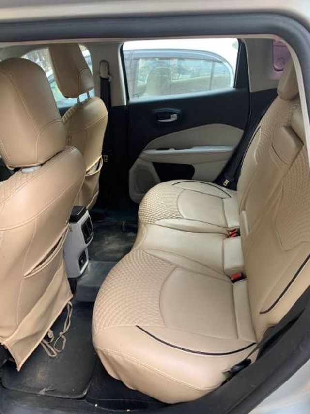 Second-hand 2017 Jeep Compass 2.0 Limited for sale in Ahmedabad-5