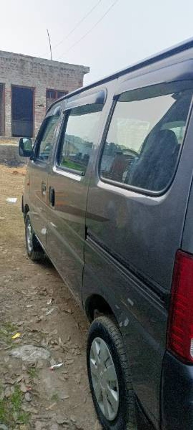 Second-hand 2021 Maruti Eeco 7 Seater STD 2020-2022 for sale in Samba-3