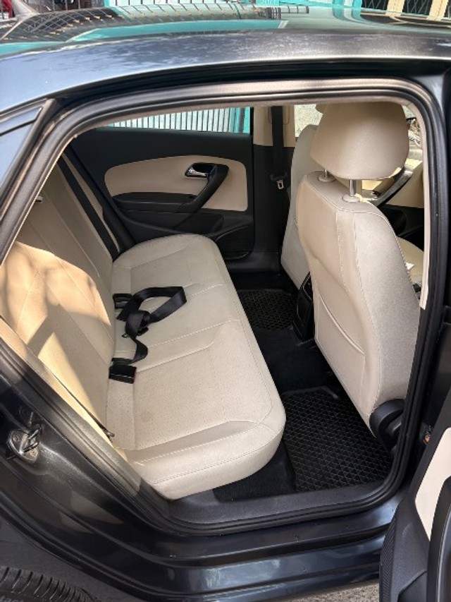 Second-hand 2017 Skoda Rapid 1.5 TDI AT Style BSIV for sale in Bangalore-3