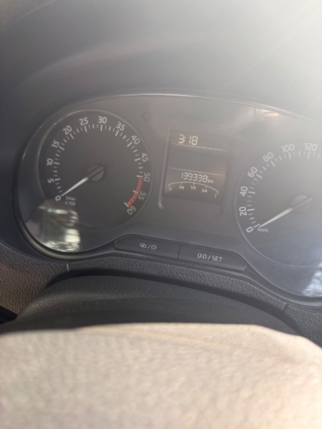 Second-hand 2017 Skoda Rapid 1.5 TDI AT Style BSIV for sale in Bangalore-4