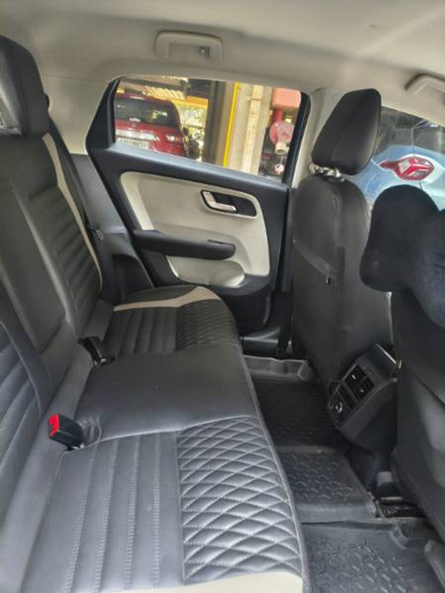 Second-hand 2023 Tata Altroz XZA DCT for sale in Pune-3