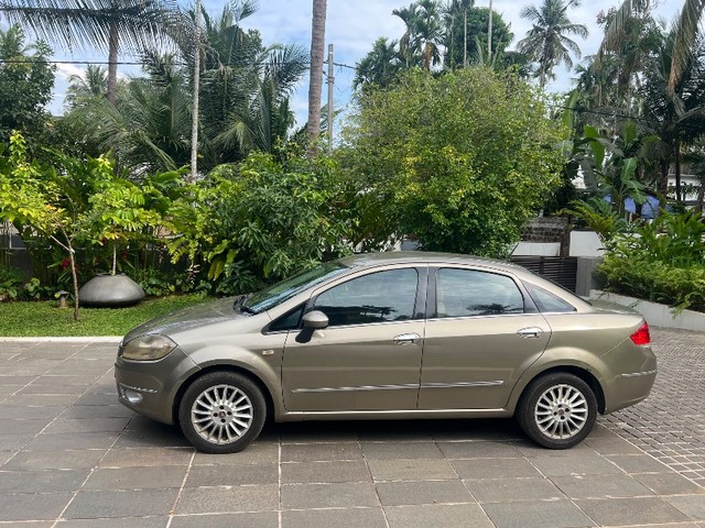 Second-hand 2011 Fiat Linea T Jet for sale in Kozhikode-2