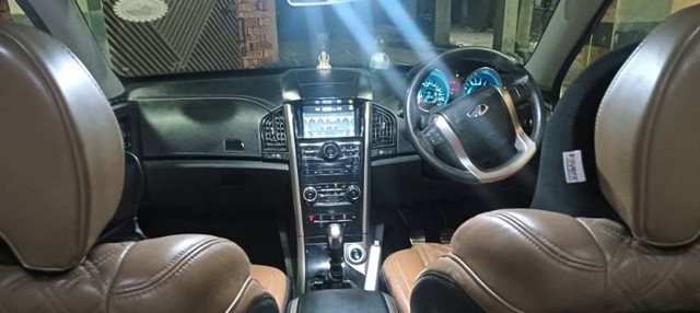 Mahindra XUV500 W11 BSIV Second-hand 2019 Mahindra XUV500 W11 BSIV for sale in Ranchi-2