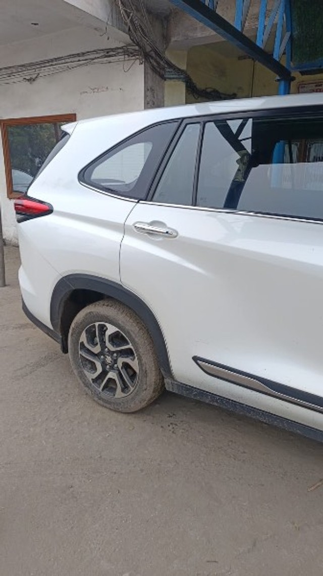 Second-hand 2025 Maruti Invicto Alpha Plus 7Str for sale in Bijnor-1