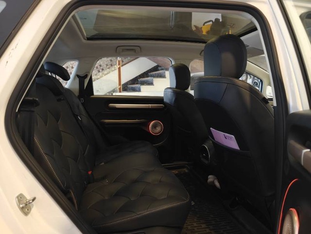 Second-hand 2024 MG Windsor EV Essence for sale in Hyderabad-2