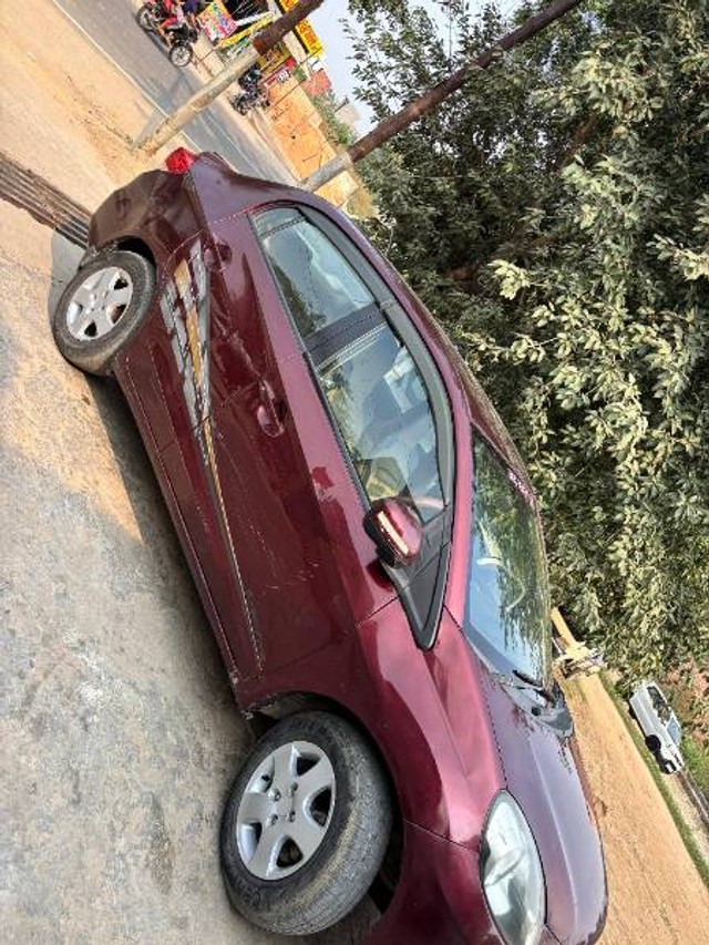 Second-hand 2014 Honda Amaze VX i-DTEC for sale in Khurja-8