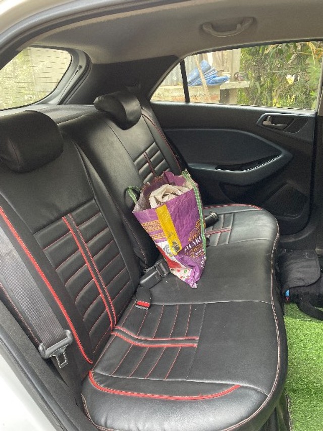 Second-hand 2015 Hyundai i20 Active 1.4 SX for sale in Nagaon-4