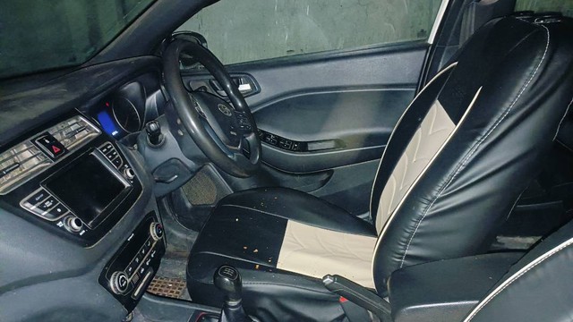 Second-hand 2018 Hyundai i20 1.2 Asta Dual Tone for sale in Jammu-1