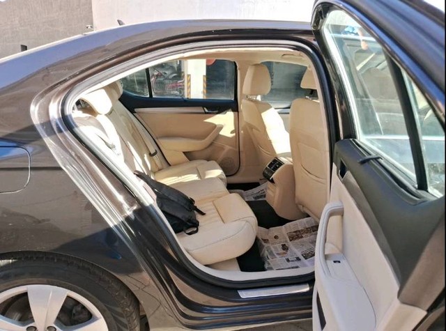 Second-hand 2018 Skoda Superb Style 1.8 TSI MT for sale in Mumbai-2