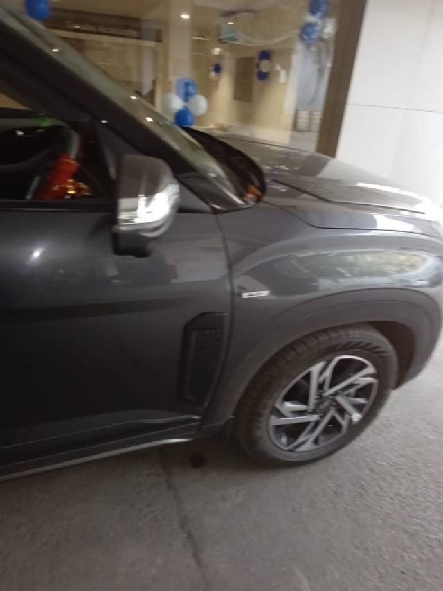 Second-hand 2024 Hyundai Creta SX (O) iVT for sale in Pune-6