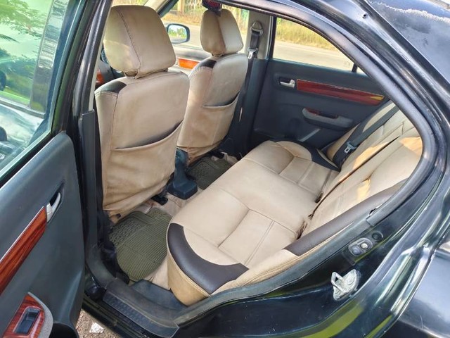 Second-hand 2011 Maruti Suzuki Swift Dzire 1.2 Vxi BSIV for sale in Satara-2