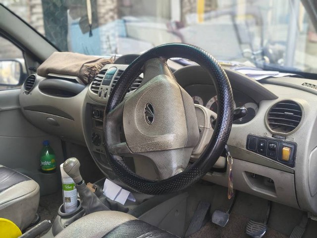 Second-hand 2015 Mahindra Quanto C2 for sale in Bareilly-4