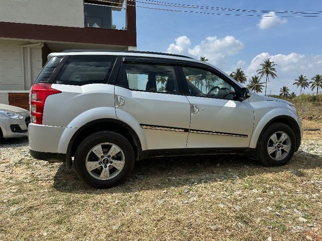 Second-hand 2015 Mahindra XUV500 R W10 FWD for sale in Hassan-6