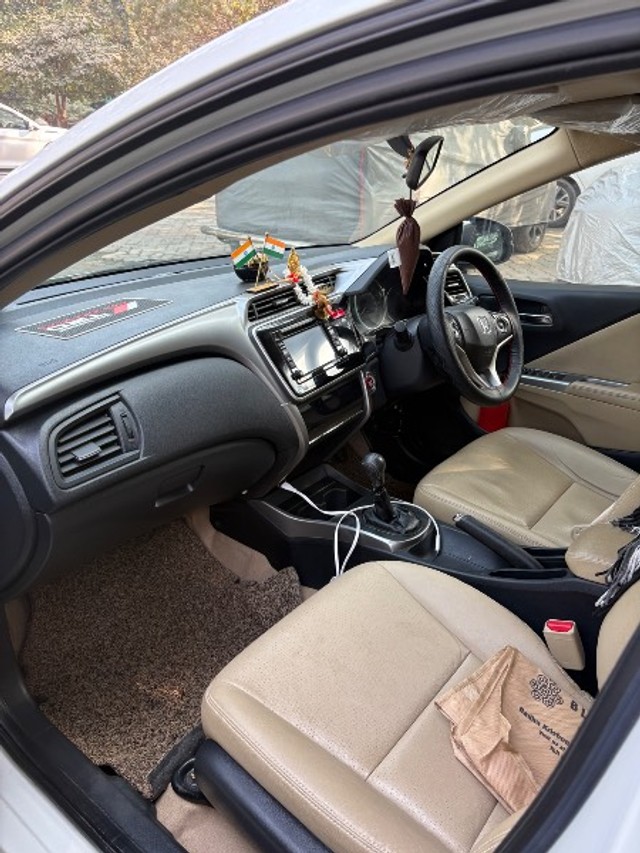 Second-hand 2016 Honda City i VTEC VX Option for sale in Bodh Gaya-5