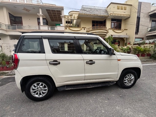 Second-hand 2016 Mahindra TUV 300 T8 for sale in Bhiwani-10