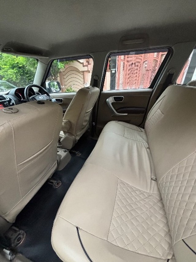 Second-hand 2016 Mahindra TUV 300 T8 for sale in Bhiwani-6