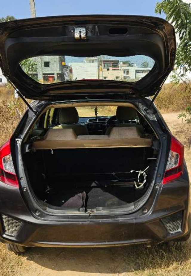 Honda Jazz 1.2 V AT i VTEC Second-hand 2016 Honda Jazz 1.2 V AT i VTEC for sale in Bangalore-5