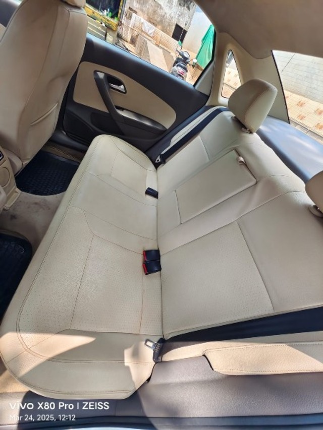 Second-hand 2012 Volkswagen Vento Diesel Highline for sale in Rajahmundry-3