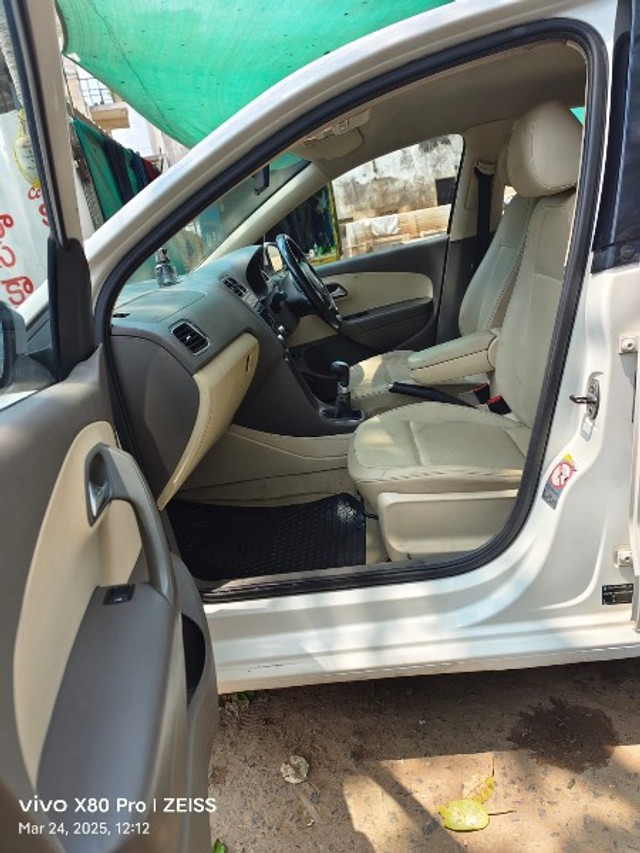 Second-hand 2012 Volkswagen Vento Diesel Highline for sale in Rajahmundry-5