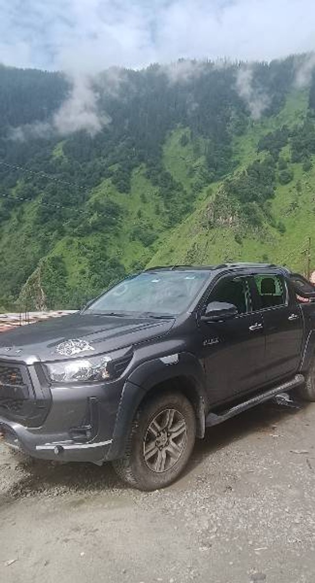 Toyota Hilux STD Second-hand 2024 Toyota Hilux STD for sale in Shimla-0