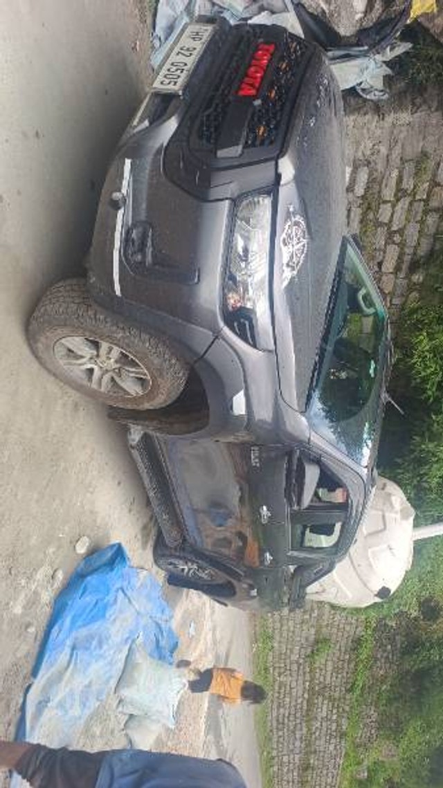 Toyota Hilux STD Second-hand 2024 Toyota Hilux STD for sale in Shimla-1